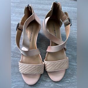 Lucky Brand Women's Beige Strappy Sandals, Size 6.5
